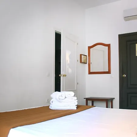 招待所 La Piquera 3*